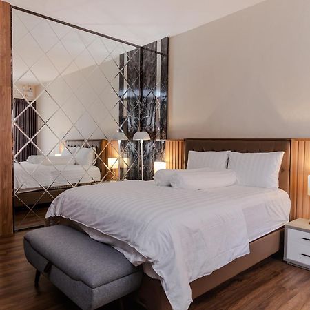 Inez Homestay Yogyakarta Exterior foto