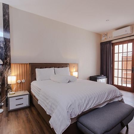 Inez Homestay Yogyakarta Exterior foto
